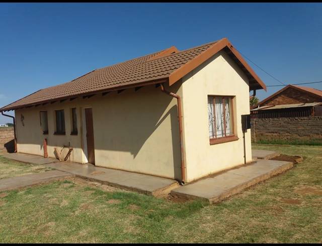 3 BEDROOM HOUSE SOLD IN SOSHANGUVE EAST